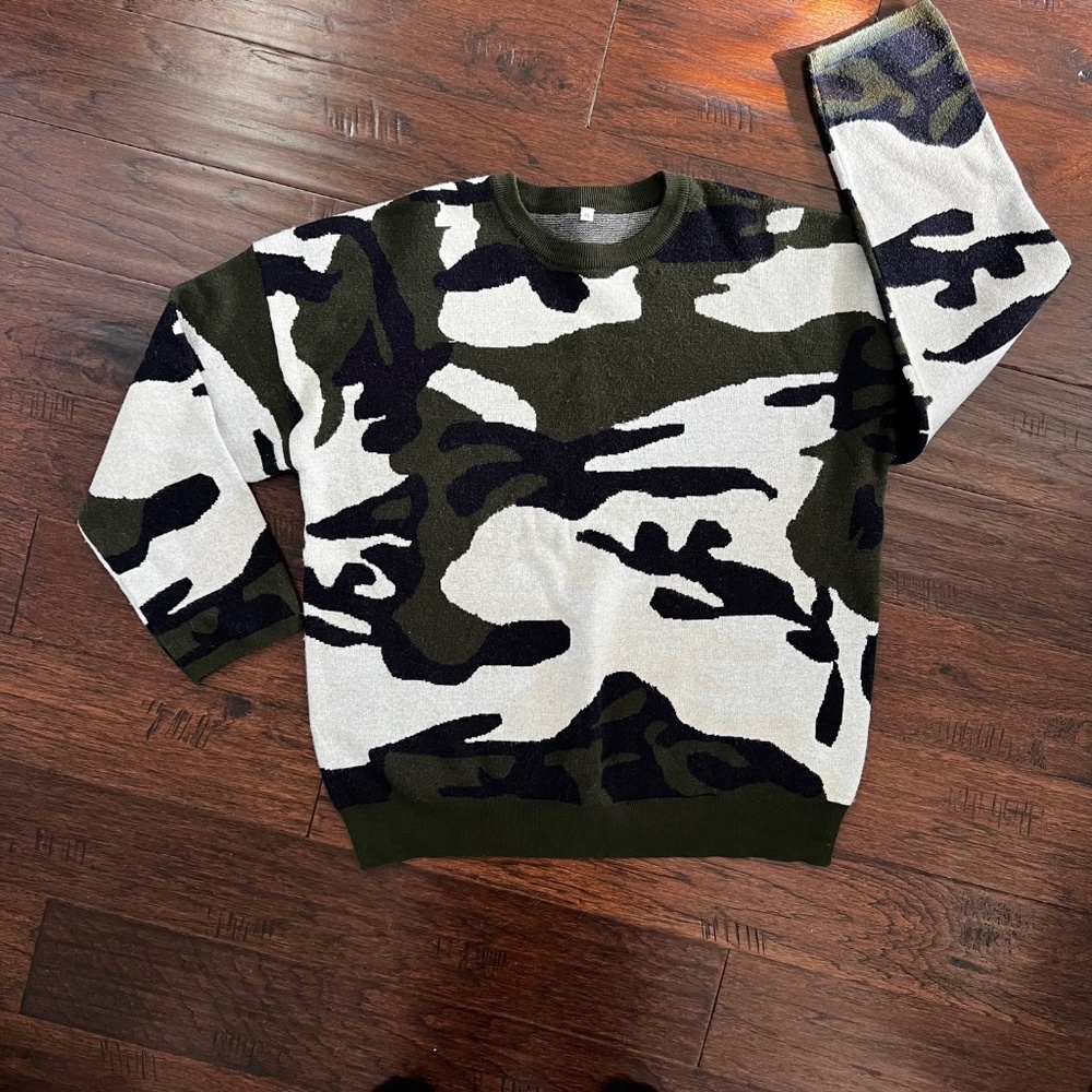 Camo Knit Sweater Size XL